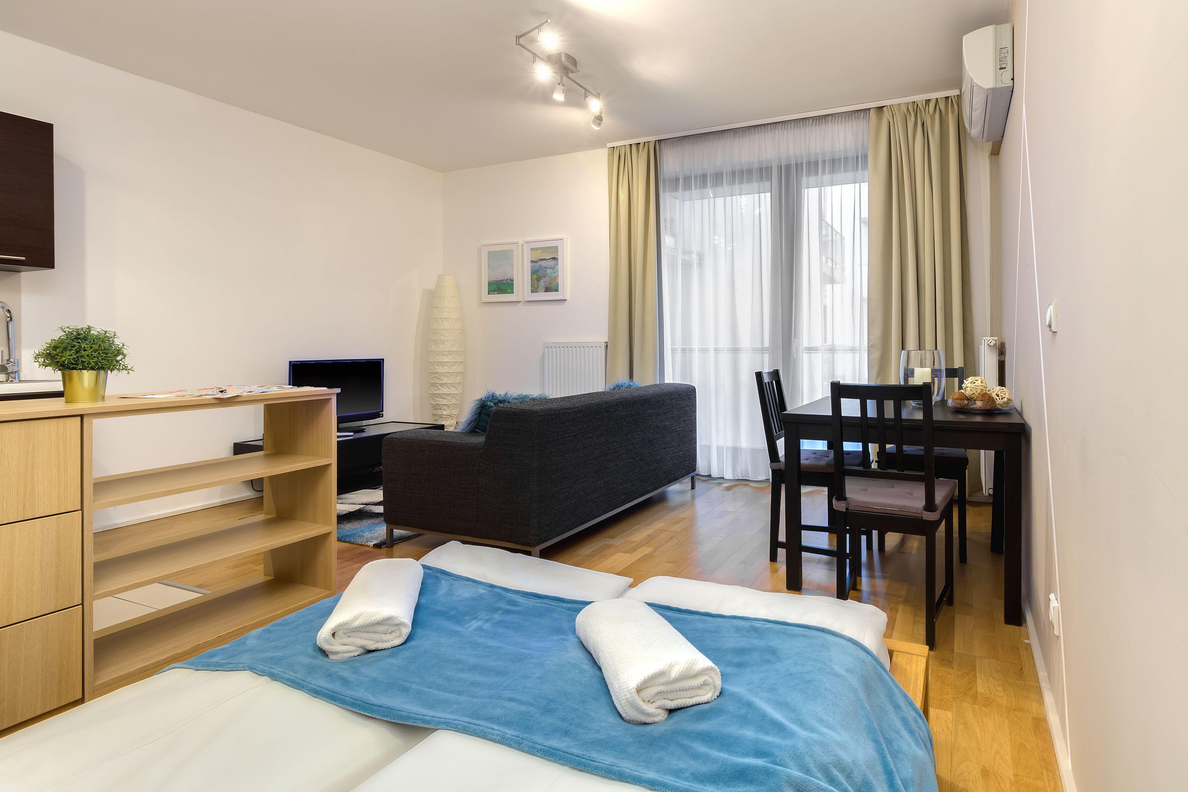 Quality Point Apartments 0-24 Reception, Budapest